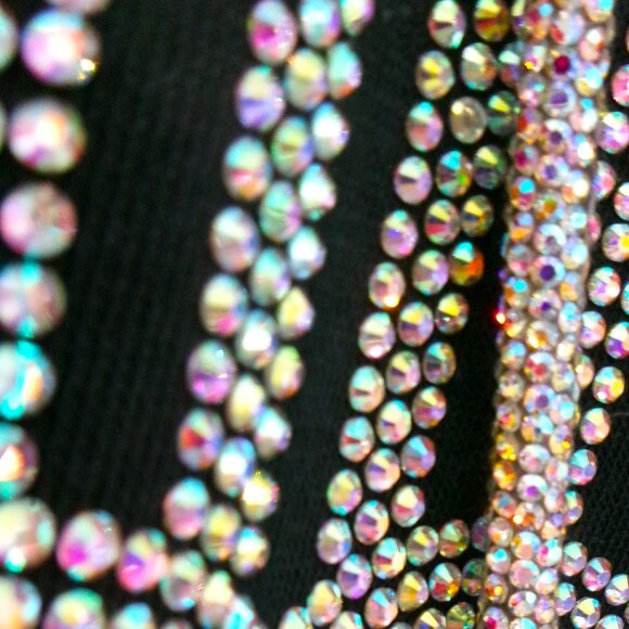 New Eddie Valentin Black Cropped Oversize Sparkly Crystals Studs Heart Hoodie M - Picture 10 of 10